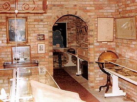 Bligh Museum Of Pacific Exploration - Accommodation Port Macquarie 0