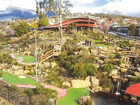 Putters Adventure Golf - Accommodation Port Macquarie 0