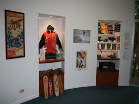 Surf World Gold Coast - Accommodation Port Macquarie 0