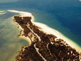 Inskip Peninsula Recreation Area - Accommodation Port Macquarie 0