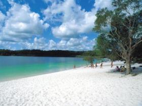 Lake McKenzie - Accommodation Port Macquarie 0