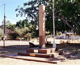 Mount Isa Memorial Cenotaph - Accommodation Port Macquarie 0