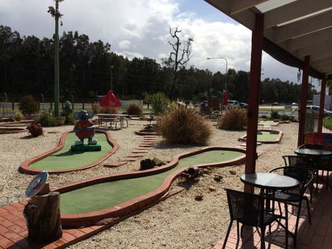 Illawarra Golf Complex - Accommodation Port Macquarie 4