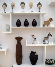 Swinging Swaggy Pottery, Gift Ware And Cafe - Accommodation Port Macquarie 0