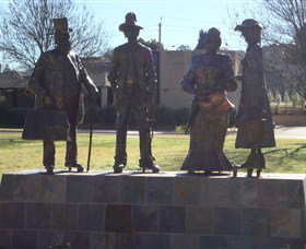 Dad, Dave, Mum And Mabel - Accommodation Port Macquarie 3