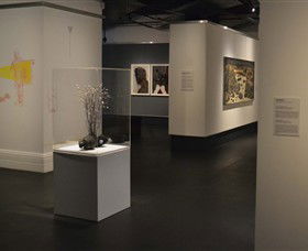 The Gallery At Bayside Arts And Cultural Centre - Accommodation Port Macquarie 3