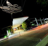 Gladstone City Library - Accommodation Port Macquarie