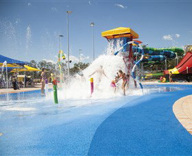 Wet 'n' Wild Sydney - Accommodation Port Macquarie 5