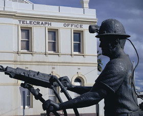 Miners Monument - Accommodation Port Macquarie 2