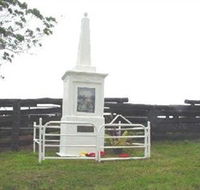 Evelyn Scrub War Memorial - Accommodation Port Macquarie
