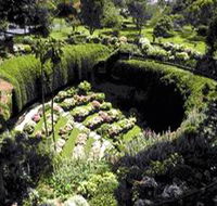 Umpherston Sinkhole - Accommodation Port Macquarie