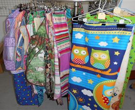 Sticky Beaks Craft Co-Operative Of Avoca - Accommodation Port Macquarie 3