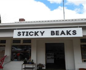 Sticky Beaks Craft Co-Operative Of Avoca - Accommodation Port Macquarie 0