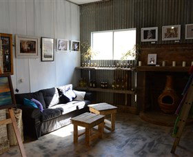 Splatter Gallery And Art Studio - Accommodation Port Macquarie 3