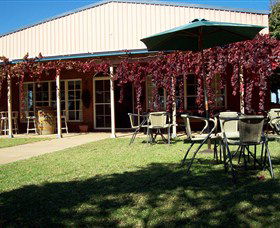 Red Earth Estate Vineyard - Accommodation Port Macquarie 1