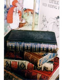 The Known World Bookshop & Boutique City Apartment - Accommodation Port Macquarie 3