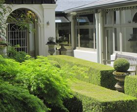 Duneira, Mt Macedon - Accommodation Port Macquarie 6