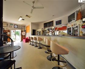 The Farmers Inn At Burrumbuttock - Accommodation Port Macquarie 2