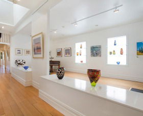 Lost Bear Gallery - Accommodation Port Macquarie 1