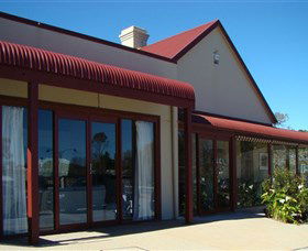 Ben Roberts Cafe And Gallery - Accommodation Port Macquarie 0