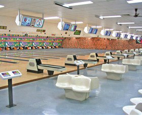 Bateau Bay Ten Pin Bowl - Accommodation Port Macquarie 0