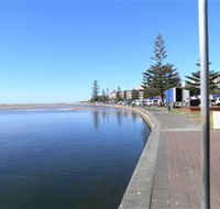 The Entrance Coast to Lake Walk - Accommodation Port Macquarie