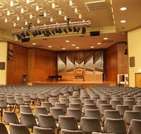 Wollongong Town Hall - Accommodation Port Macquarie