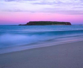 Windang Beach - Accommodation Port Macquarie 0