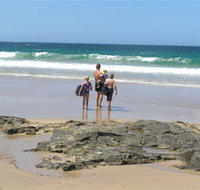 Shellharbour Beach - Accommodation Port Macquarie