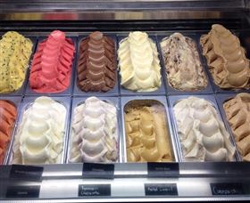 Estabar Gelati And Espresso Bar - Accommodation Port Macquarie 2