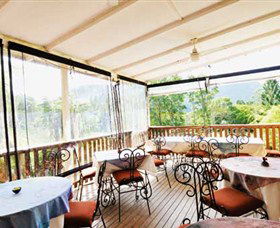 Blue Knob Hall Gallery And Cafe - Accommodation Port Macquarie 3