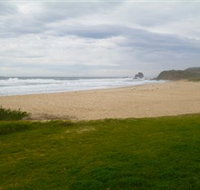 Narooma Surf Beach - Accommodation Port Macquarie