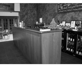 Roses Vineyard And Animal Farm - Accommodation Port Macquarie 0