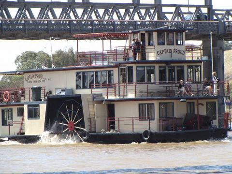 Captain Proud Paddleboat Cruises - Accommodation Port Macquarie 2