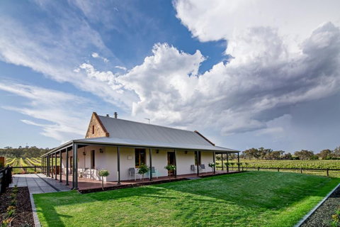 Brockenchack Vineyard - Accommodation Port Macquarie 0