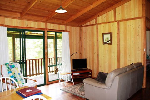Hawke Brook Chalets - Accommodation Port Macquarie 4