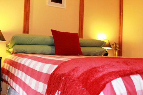 Hawke Brook Chalets - Accommodation Port Macquarie 11