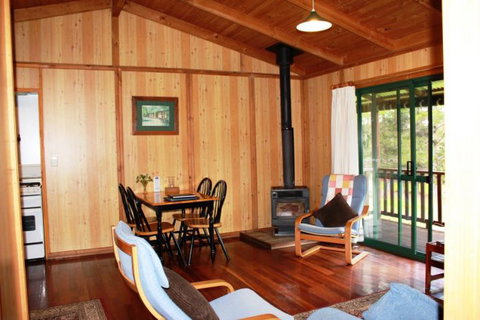 Hawke Brook Chalets - Accommodation Port Macquarie 12