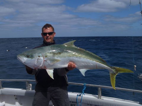Reef Encounters Fishing Charters. - Accommodation Port Macquarie 0