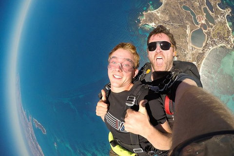 Rottnest Skydive + Fremantle Ferry Package - Accommodation Port Macquarie 7