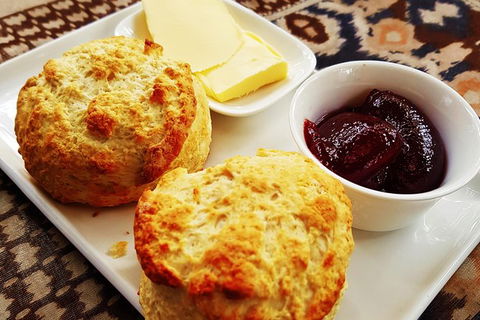 7 Hour Full Day Tour: Morning Tea, Chocolate, Olives, 3 Wineries & Lunch - Accommodation Port Macquarie 3