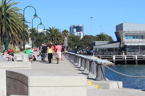 Melbourne Airport To Melbourne CBD/City (1 Way) - Accommodation Port Macquarie 16