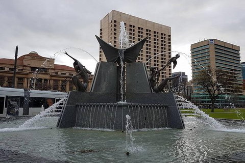 Adelaide Highlights, Hahndorf & McLaren Vale Wine Tasting And Sightseeing Tour - Accommodation Port Macquarie 8