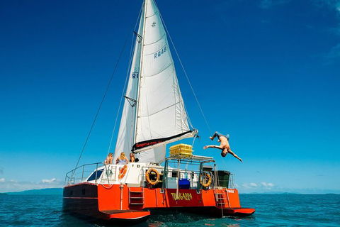 2-Night Whitsunday Islands All-Inclusive Sailing Tour From Airlie Beach - Accommodation Port Macquarie 11