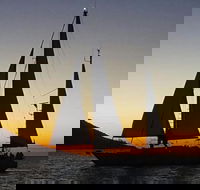 Magnetic Island Sunset Sail - Accommodation Port Macquarie
