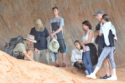 Uluru Small Group Tour Including Sunset - Accommodation Port Macquarie 8
