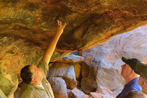 Uluru Small Group Tour Including Sunset - Accommodation Port Macquarie 9