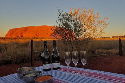Small Group Uluru Sunset Viewing Tour - Accommodation Port Macquarie 2