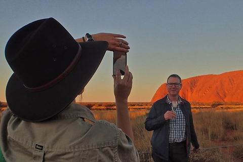 Small Group Uluru Sunset Viewing Tour - Accommodation Port Macquarie 3