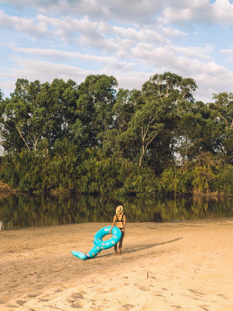 Riverside:  Wagga Beach - Accommodation Port Macquarie 2